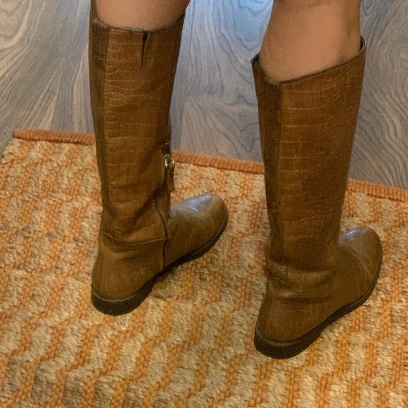 WINTER ESSENTIAL: full calf length Massimo Dutti leather boots.Snake skin print. - Picture 9 of 12